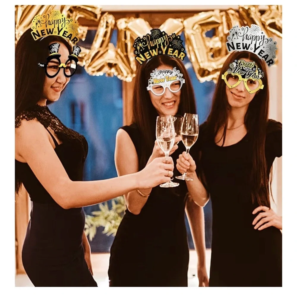 New Year's Eve Party Supplies Set - Gold and Silver (A198)
